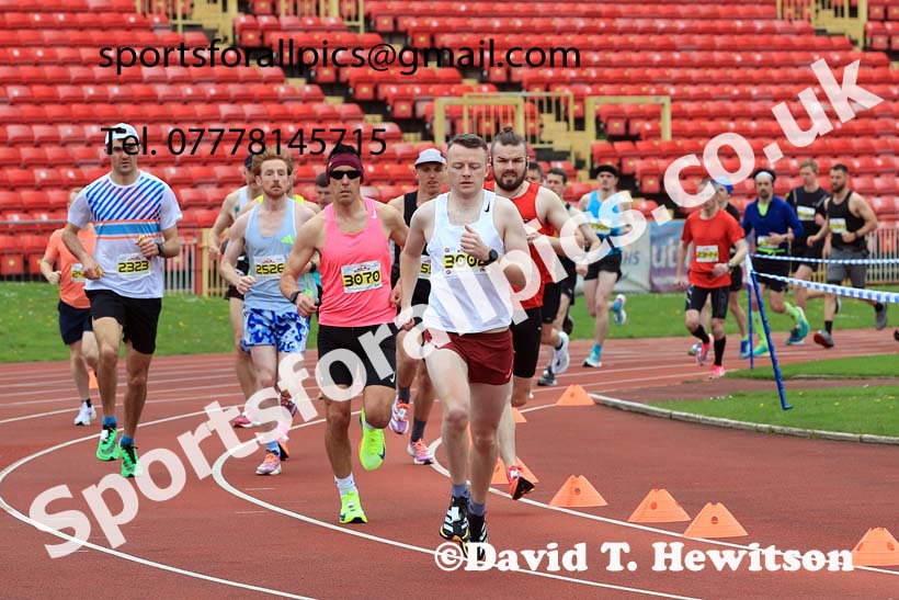 Gateshead Marathon, 2024 Gateshead Marathon, Half Marathon and 10k, Gateshead Stadium.  Photo: David T. Hewitson/Sports for All Pics